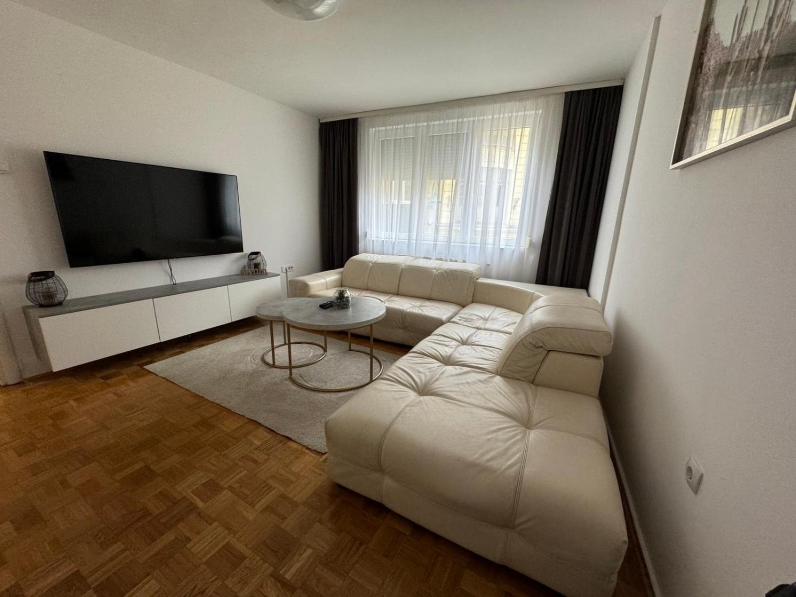 Estrada Apartment Sarajevo Ngoại thất bức ảnh